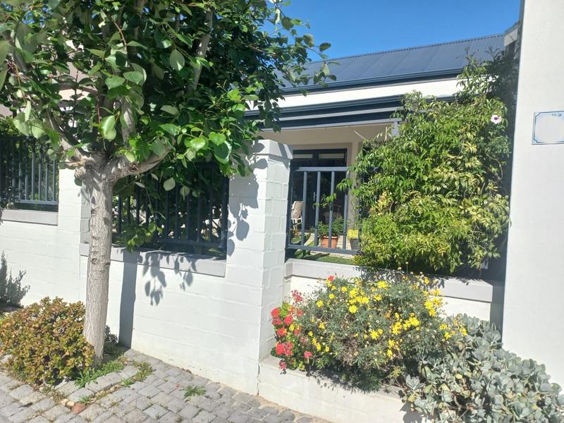 3 Bedroom Property for Sale in Somerset West Western Cape